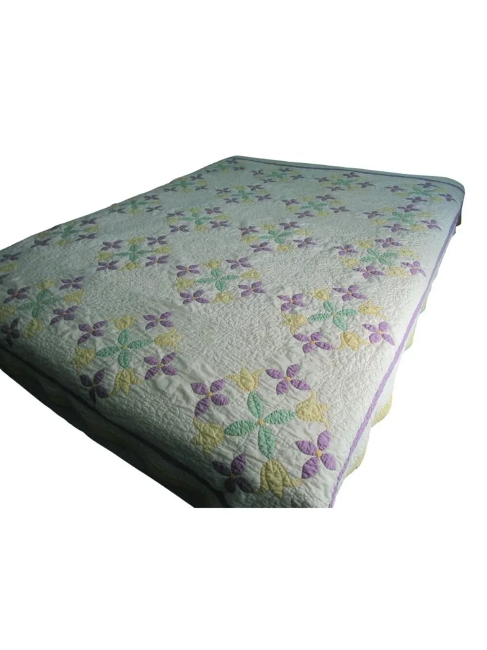 Tulip Wreath Floral Patchwork Quilt Pastel Yellow Purple Green Appliqué Damage